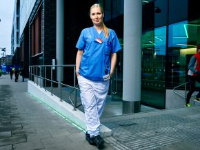 Tryggvård.se en webbplats från Sveriges läkarförbund. Med Trygg vård och tryggvård.se vill vi synliggöra Sveriges läkare.